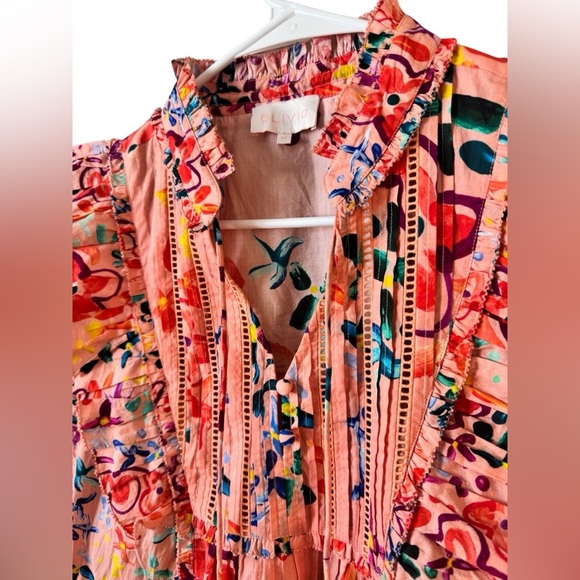 Alivia Tina Rainbow Floral Pink Sand Top Size M - Picture 9 of 16